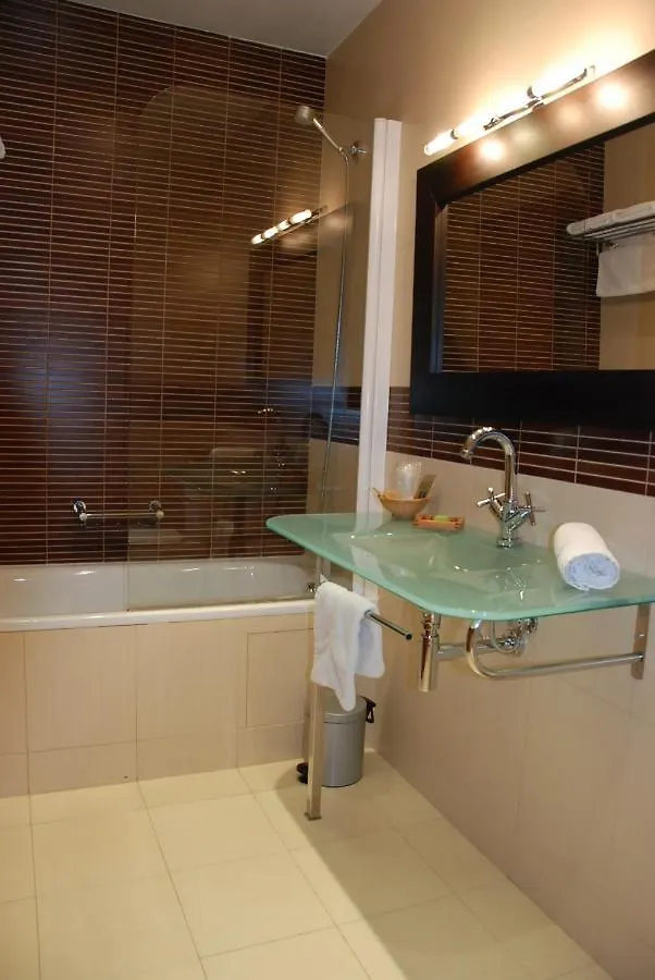 Hotel Dom Organya 3*,