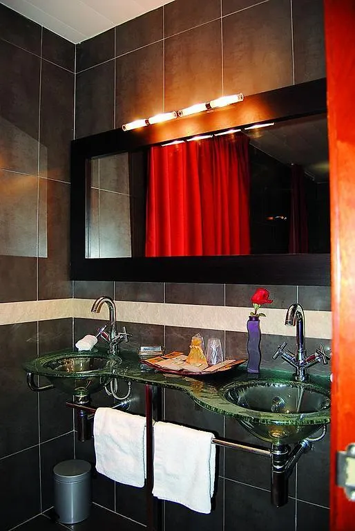 Hotel Dom Organya